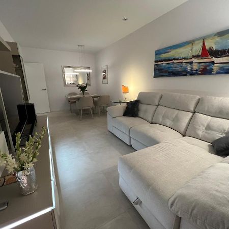 New Build Modern Ap 4 Min Walk To The Beach And Marbella Old Town Eksteriør bilde